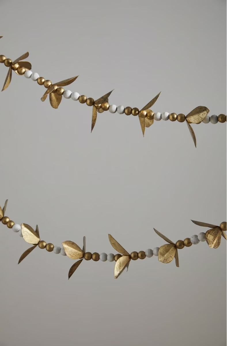 Vintage Foliage Garland