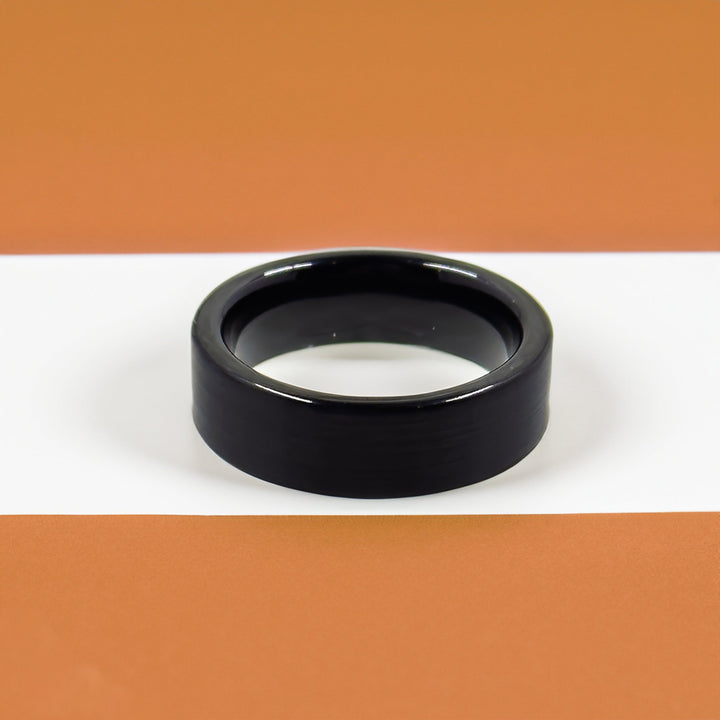 Black Flat-Edge Fashion Ring