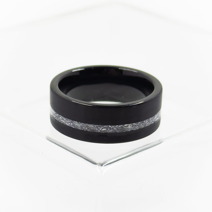 Meteorite Flat-Edge Fashion Ring