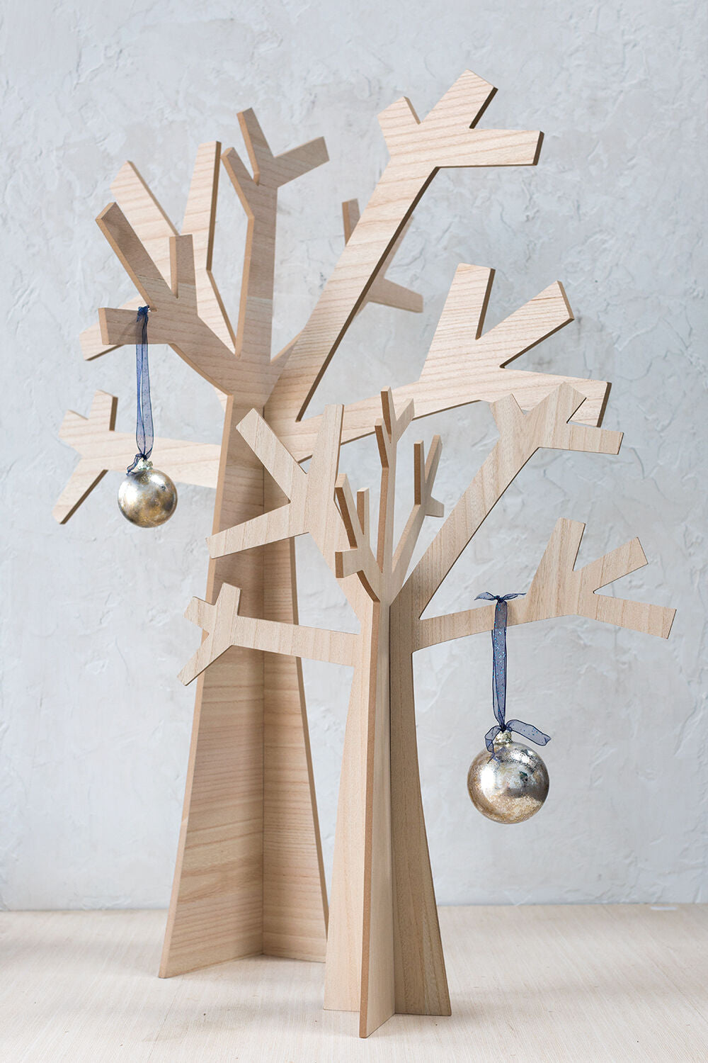E+E Wooden Tree