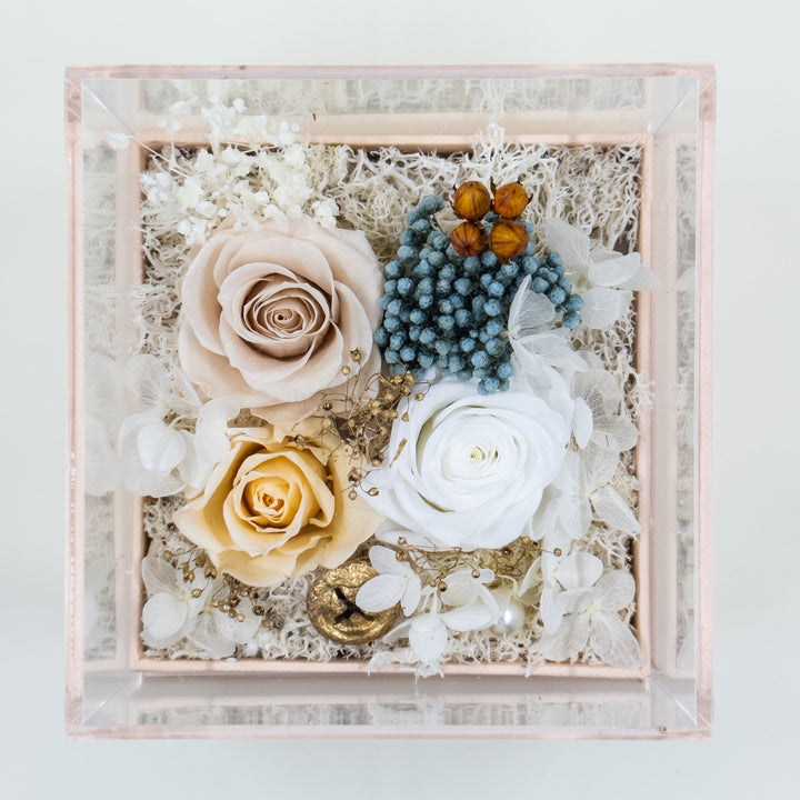 Assorted Preserved Floral Jewelry Box